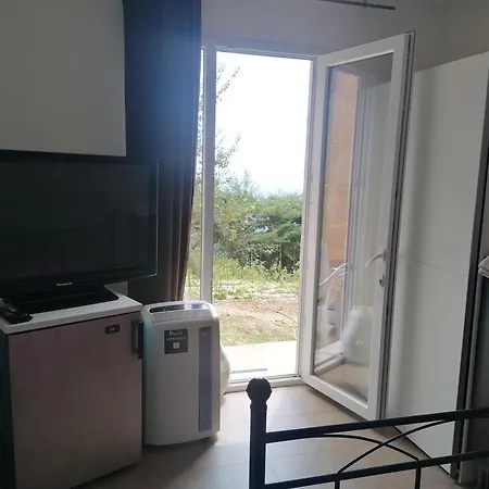 Homestay Monaco' Hills